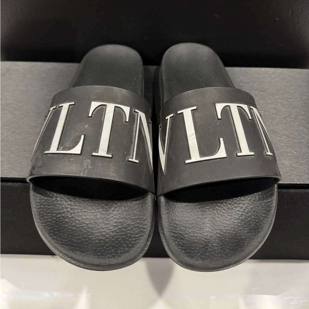 Valentino VLTN Black Slides